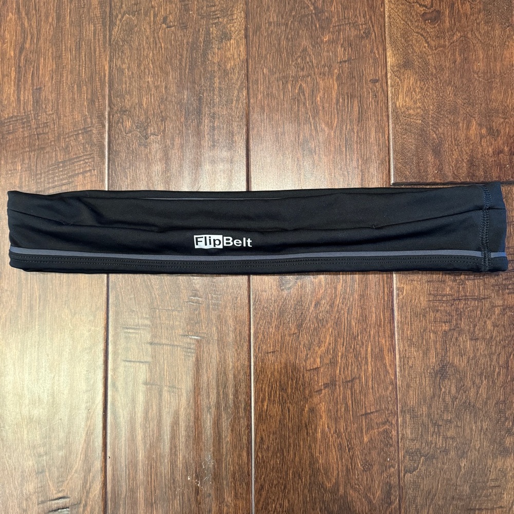 Black Runners FlipBelt XL. NO‎ ZIPPER